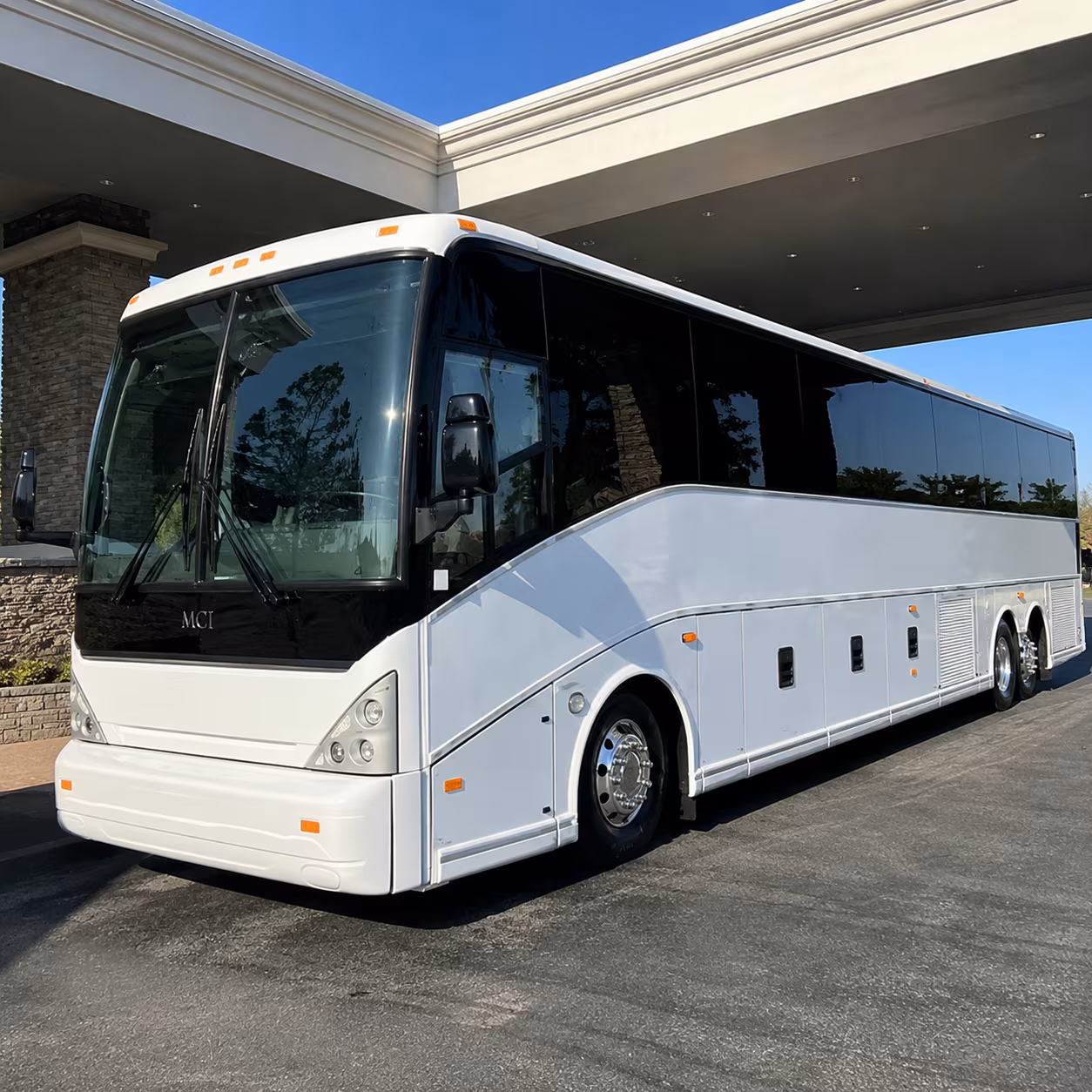 charter bus transfers to midland international air space port maf